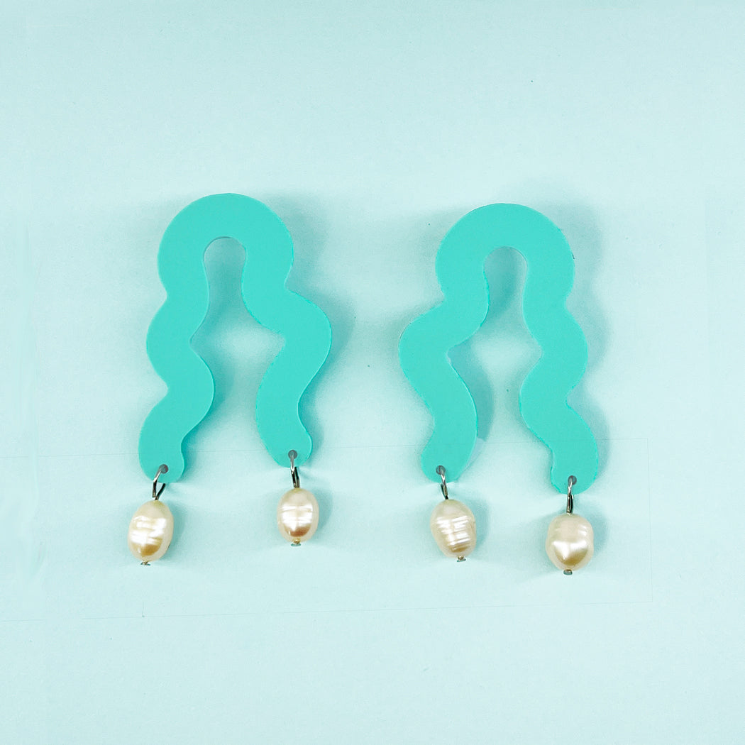 Dripping Pearl Earrings - Large