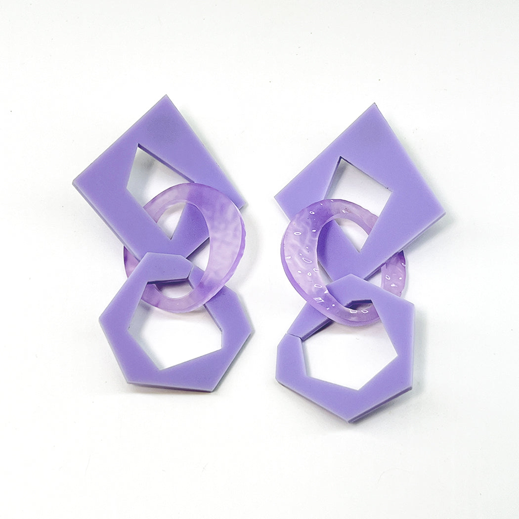 Abstract Links Earrings in Lilac