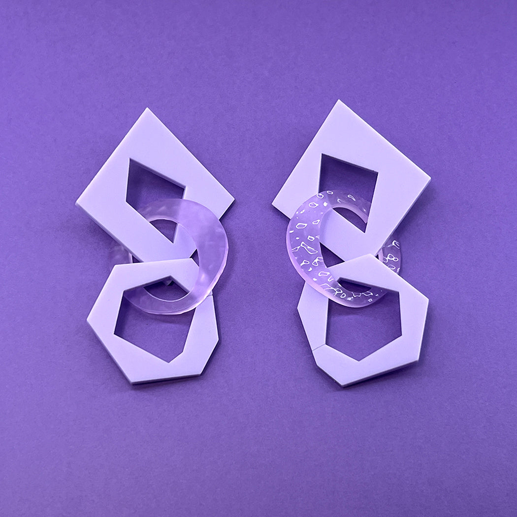 Abstract Links Earrings in Lilac