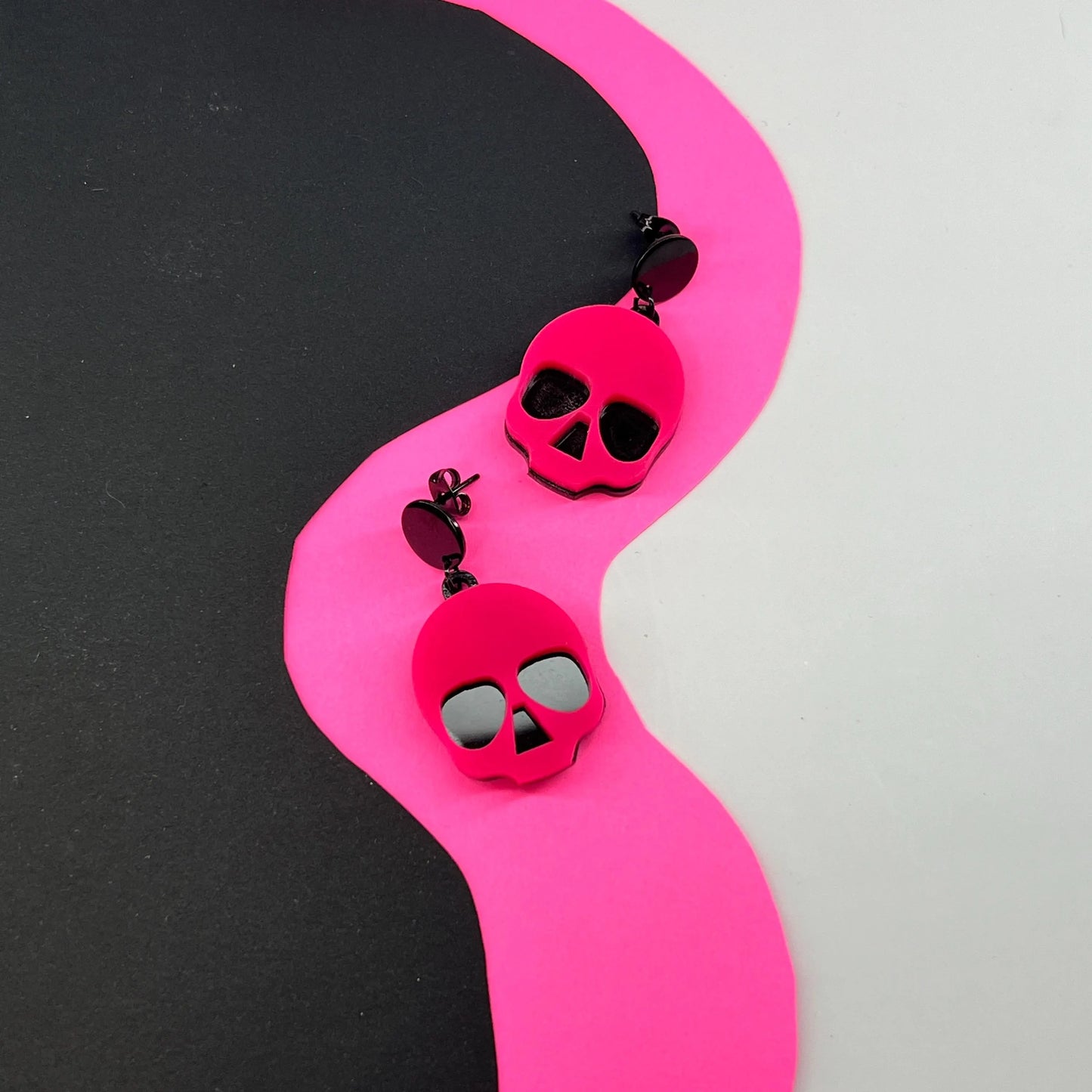 Groovy Ghoulie Skull Earrings